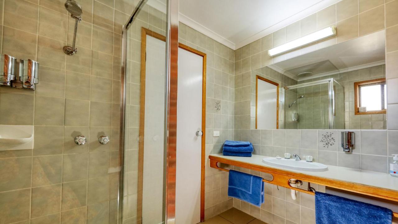 Tooleybuc Club Motor Inn Kültér fotó