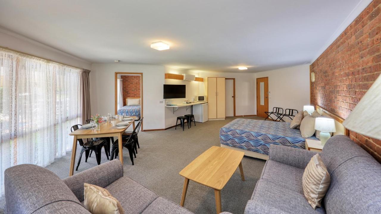 Tooleybuc Club Motor Inn Kültér fotó
