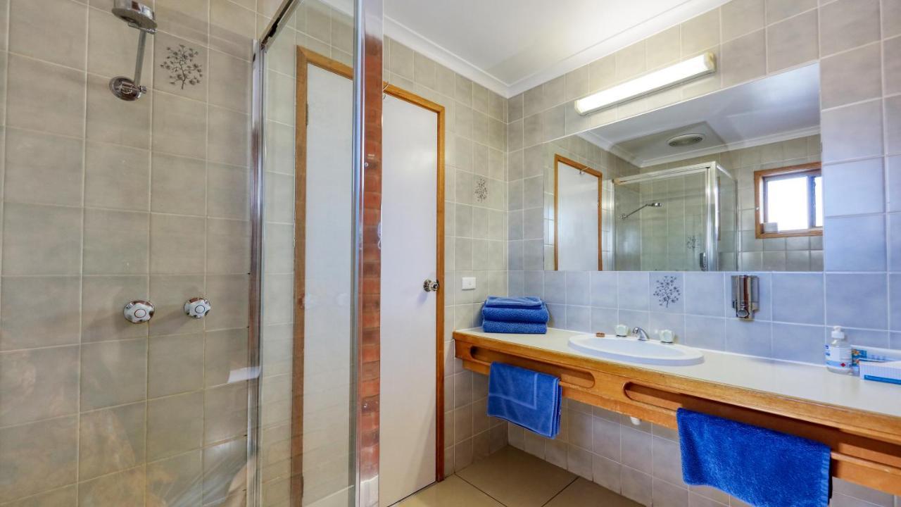 Tooleybuc Club Motor Inn Kültér fotó