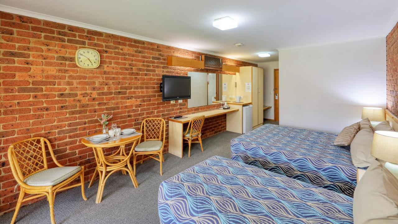 Tooleybuc Club Motor Inn Kültér fotó
